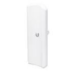 Estación Base 2x2 MIMO airMAX LiteAP AC hasta 450 Mbps, 5 GHz (5150 - 5875 MHz) con antena integrada de 17 dBi y cobertura de 90 grados con GPS Sync